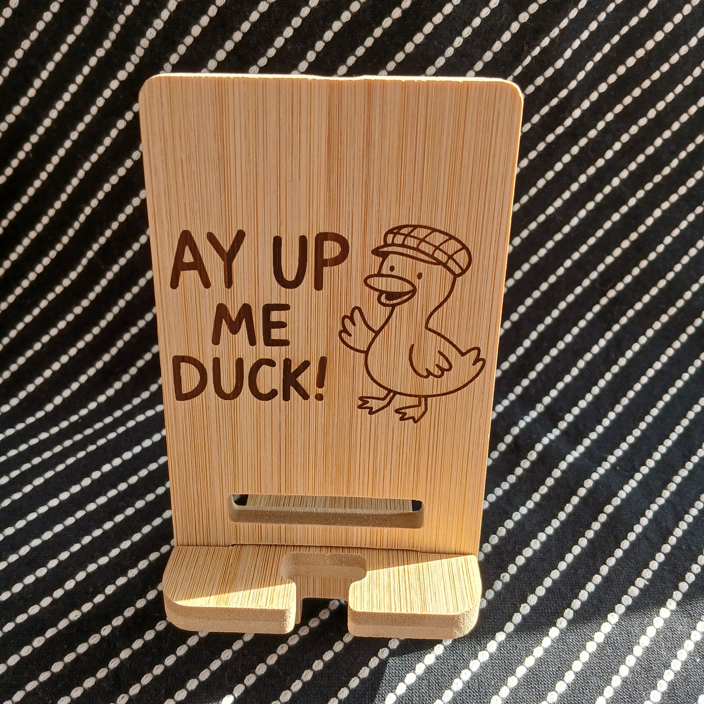 AY UP ME DUCK MOBILE PHONE STAND HOLDER