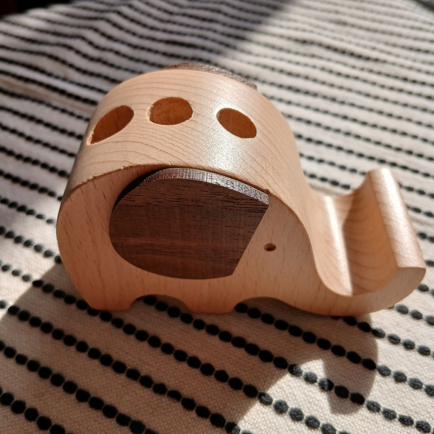 CUTE ELEPHANT MOBILE PHONE STAND HOLDER