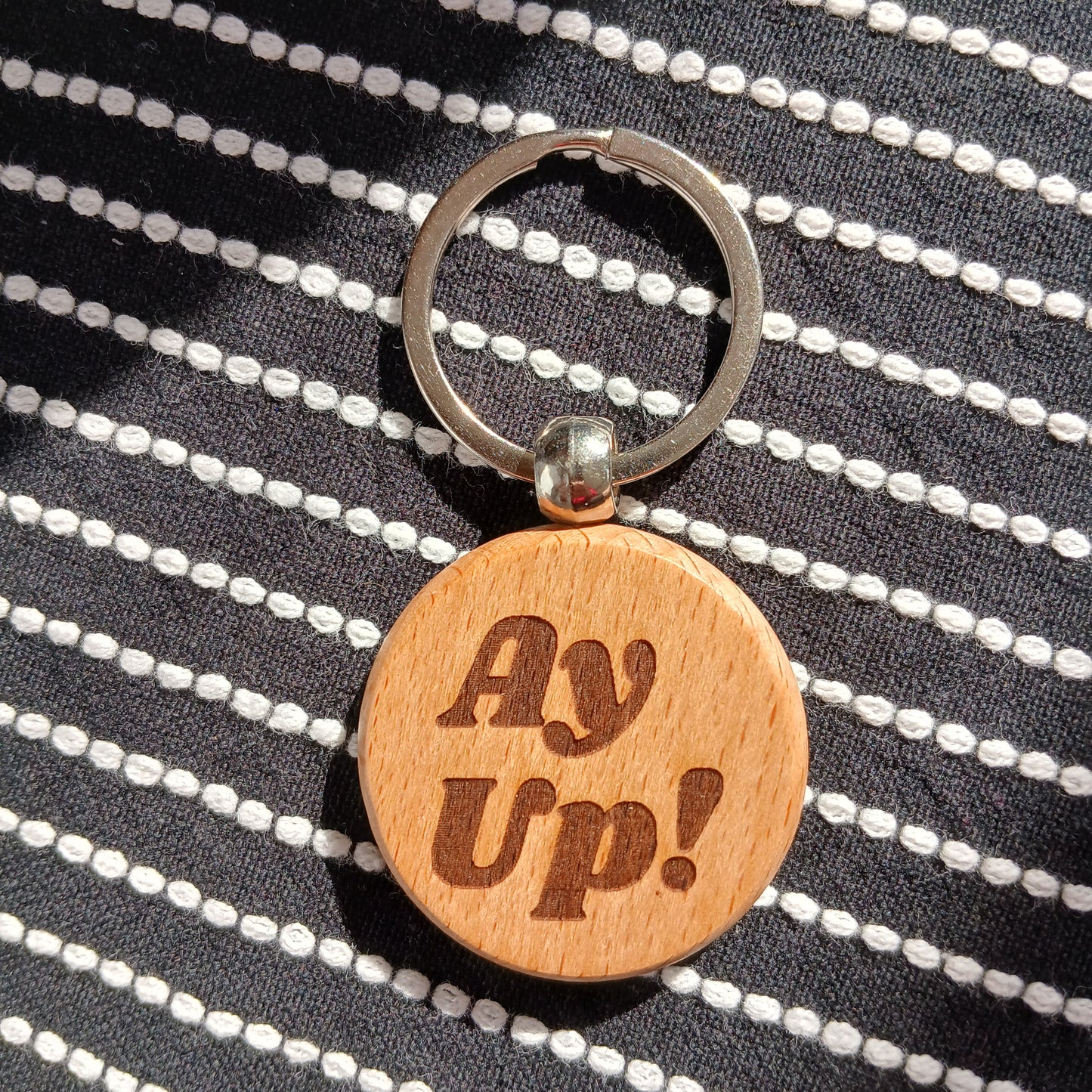 Yorkshire Slang Wooden Round Key Ring for Gifts and Souvenir