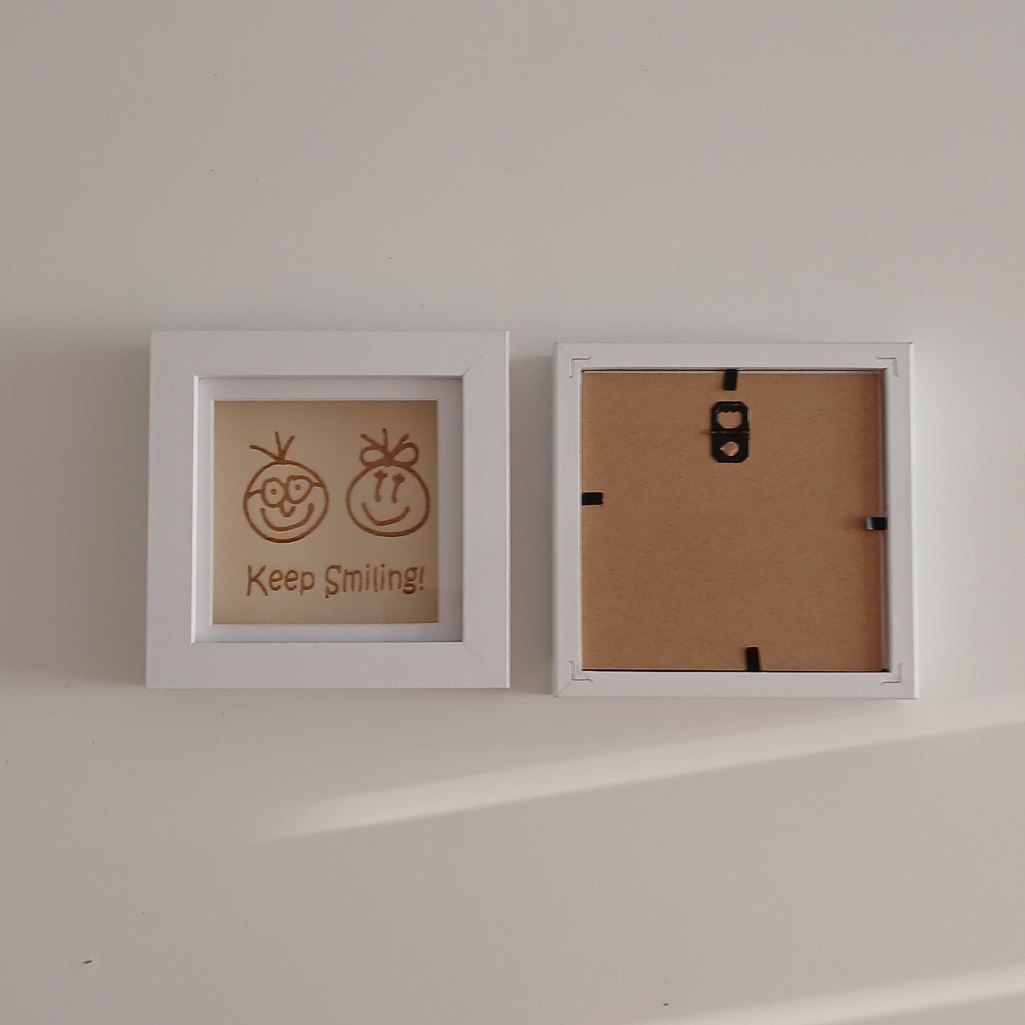 KEEP SMILING! ARTWORK WOOD FRAME