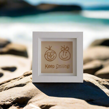 KEEP SMILING! ARTWORK WOOD FRAME