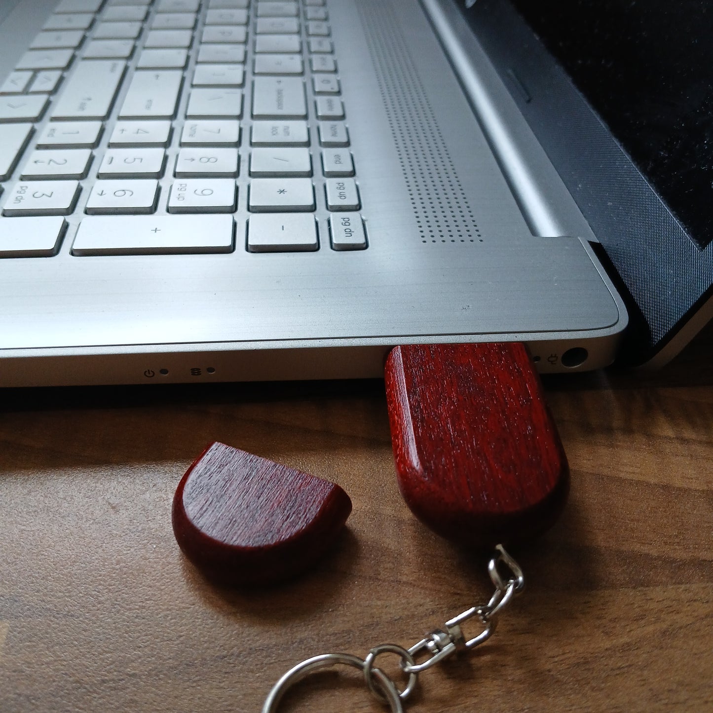 Personalised wooden USB Memory Stick Key Ring with box