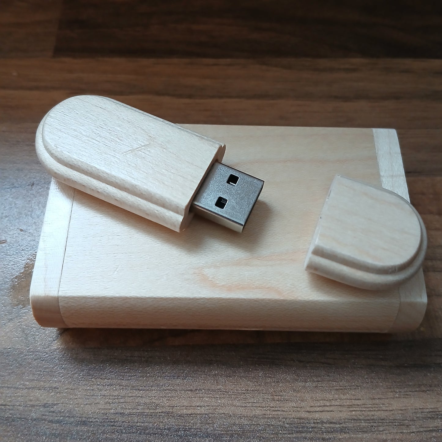 120GB Maple Colour Wooden USB Memory Stick with Box
